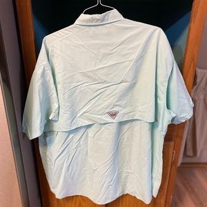 Men’s shirt/Columbia brand